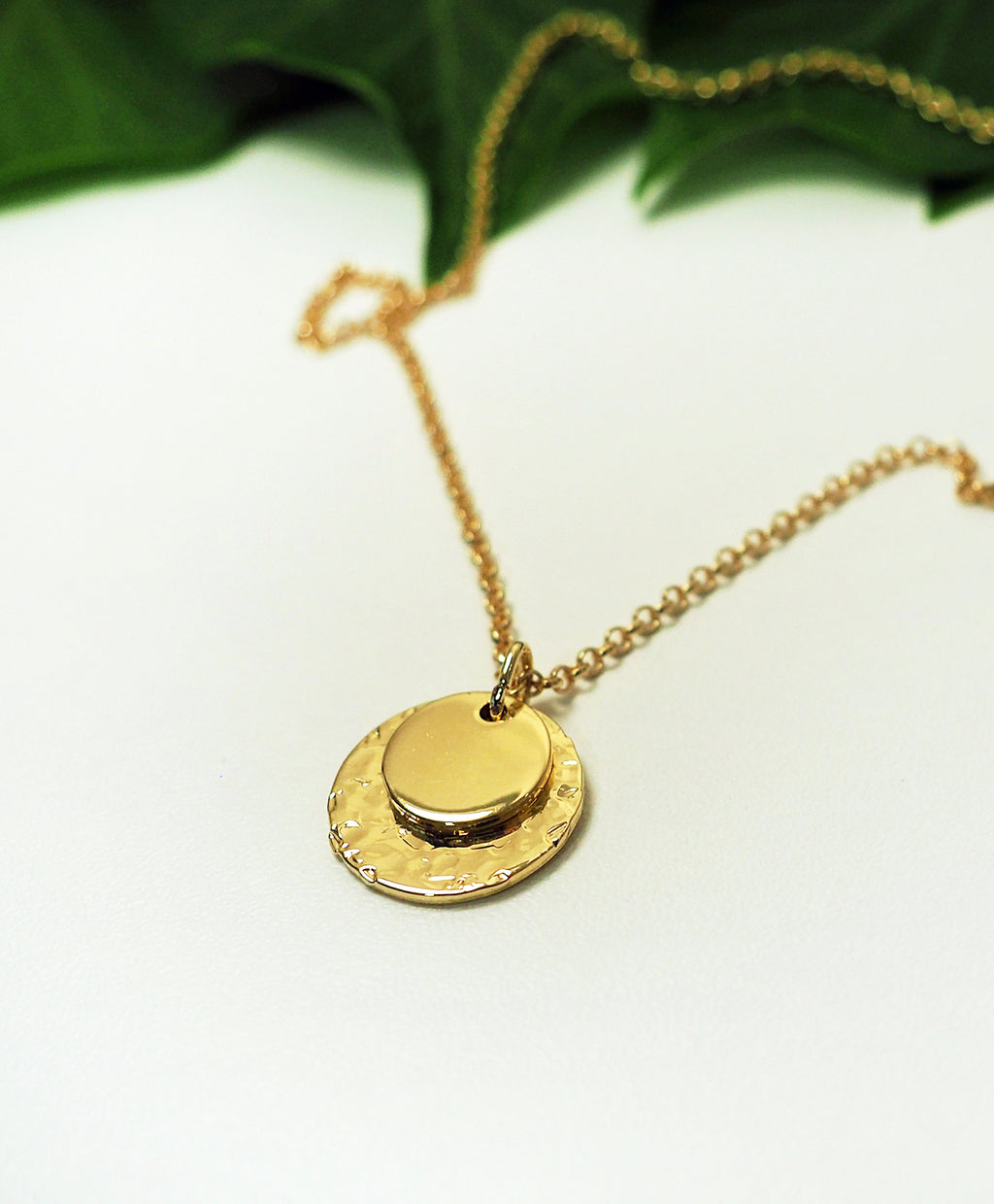 COLLIER REDA