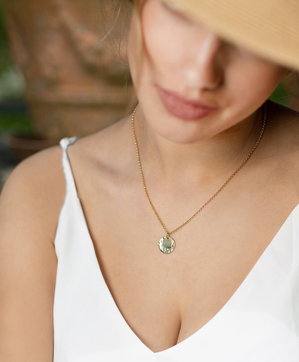 COLLIER REDA
